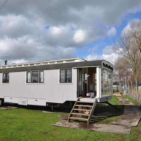 Gypsy Waggon - A Villa On Wheels อัมสเตอร์ดัม ภายนอก รูปภาพ